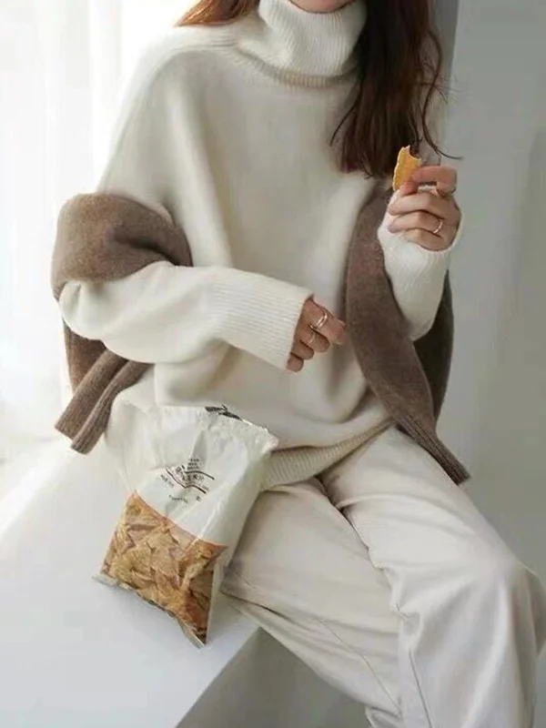 Women's Fashionable Turtleneck Jumper with Long Sleeves | Ideal for Winter