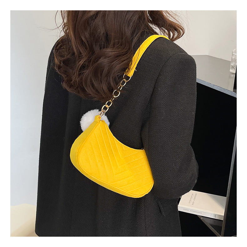 Women’s Structured Shoulder Bag With Chain Detail 16