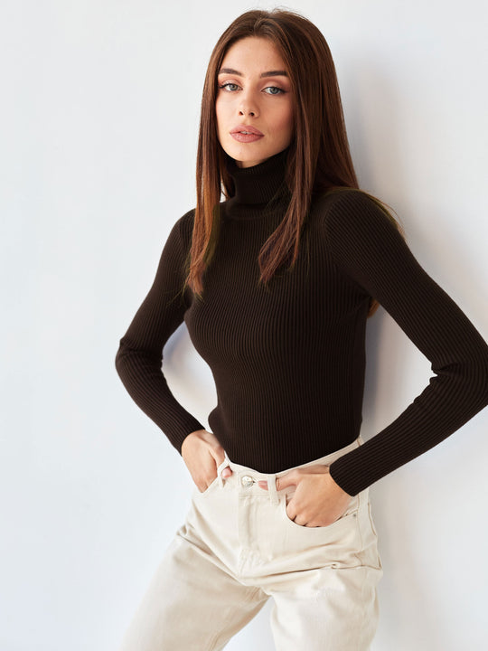 Women's Slim Fit Knitted Turtleneck Jumper | Ideal for Winter