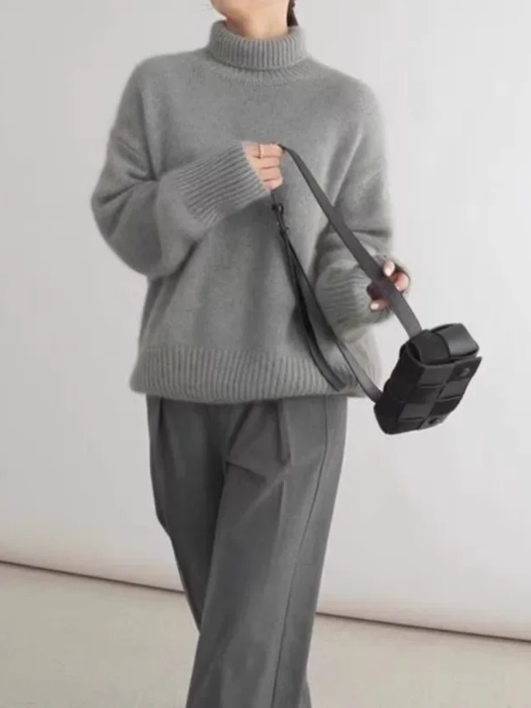 Women's Loose Fit Turtleneck Knit Jumper for Women | Ideal for winter