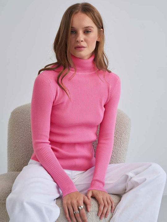 Women's Slim Fit Knitted Turtleneck Jumper | Ideal for Winter