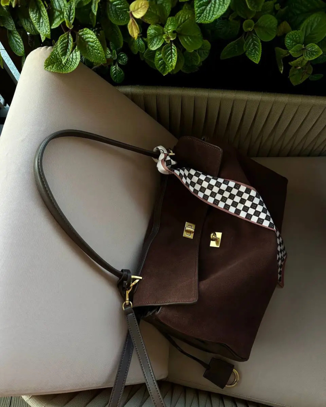Banbury Suede Bag - Image 6