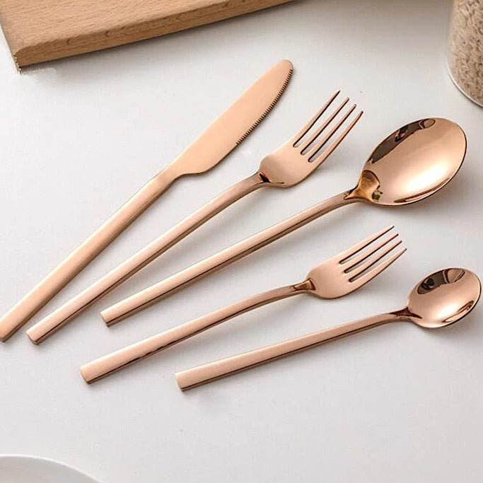 30-Piece Cutlery Set for Dining and Entertaining 2