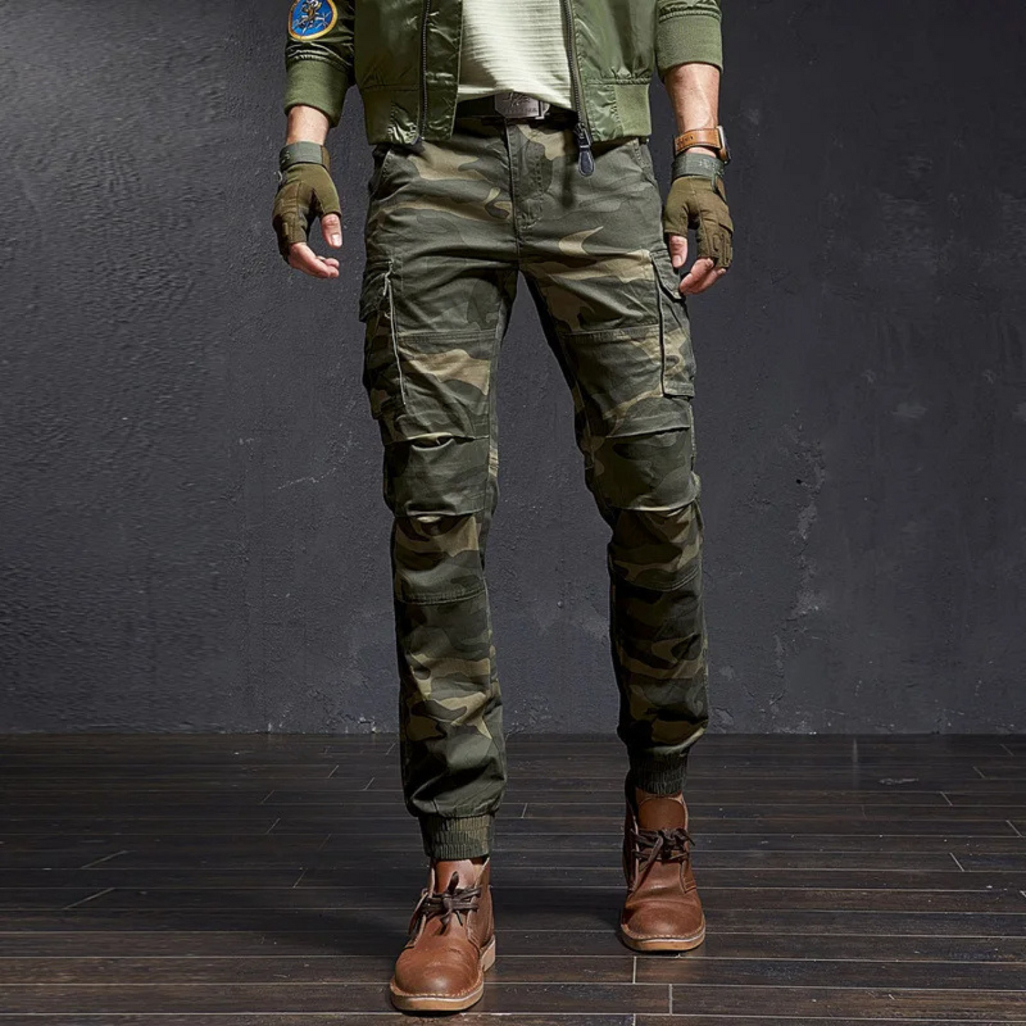 Men's Military-Style Skinny Cargo Pants in Classic Colours | Perfect for Outdoor Activities