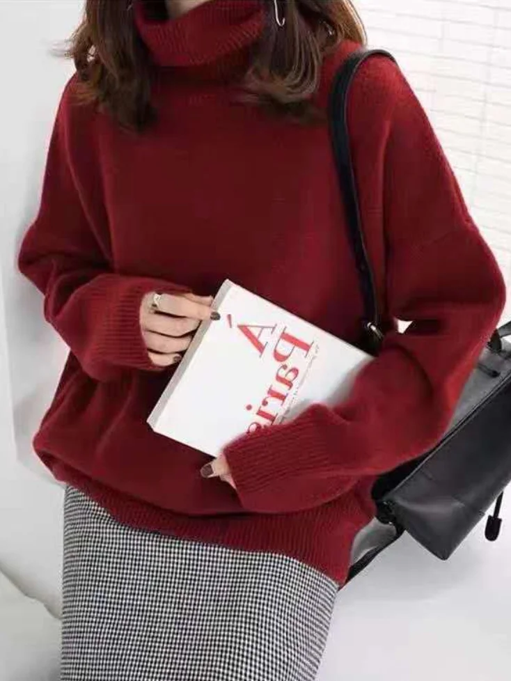Women's Fashionable Turtleneck Jumper with Long Sleeves | Ideal for Winter