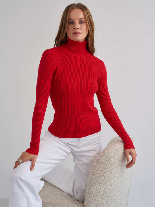 Women's Slim Fit Knitted Turtleneck Jumper | Ideal for Winter