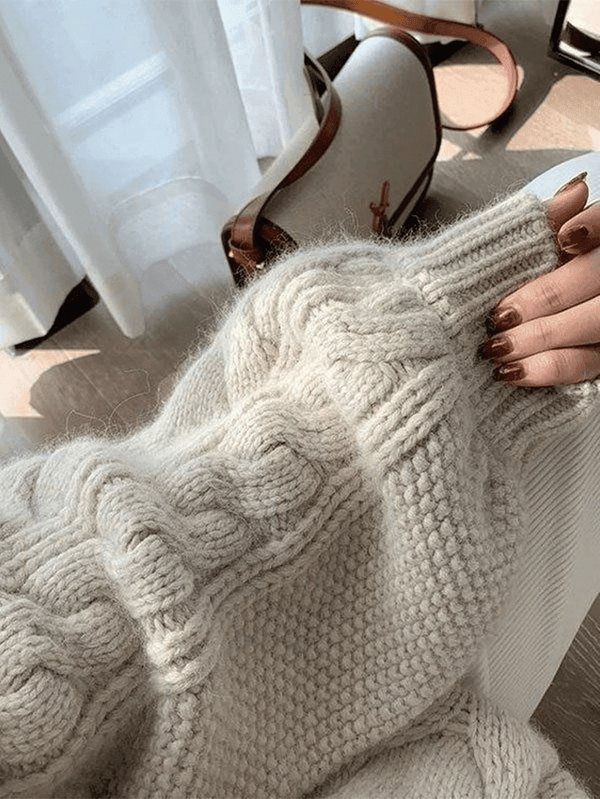 Gabriella  - Women's Oversized Long Sleeve Jumper