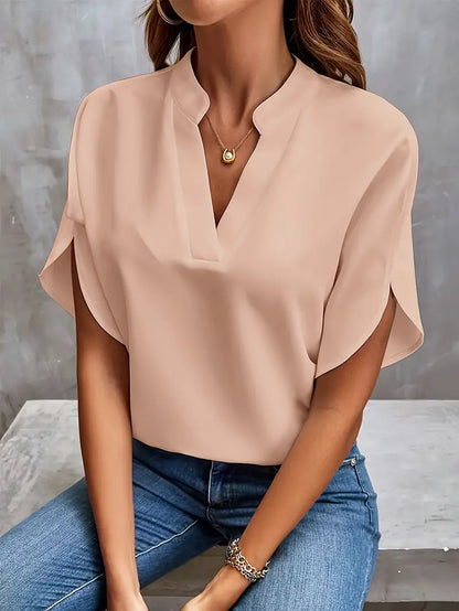 Women's Elegant Lightweight Blouse with Airy Fit for Summer Comfort