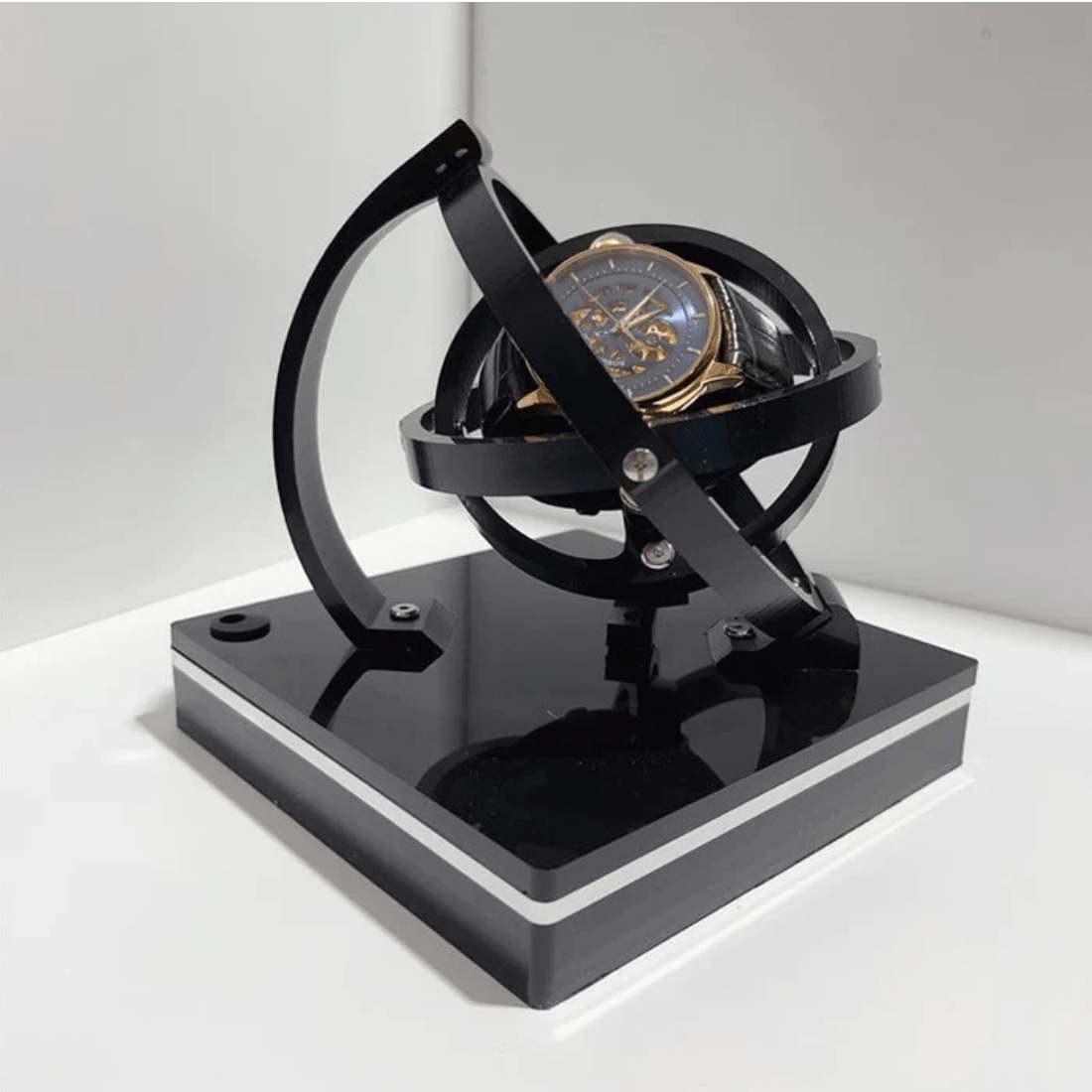 Automatic Watch Winder – Compact Box for Maintaining Watches 0