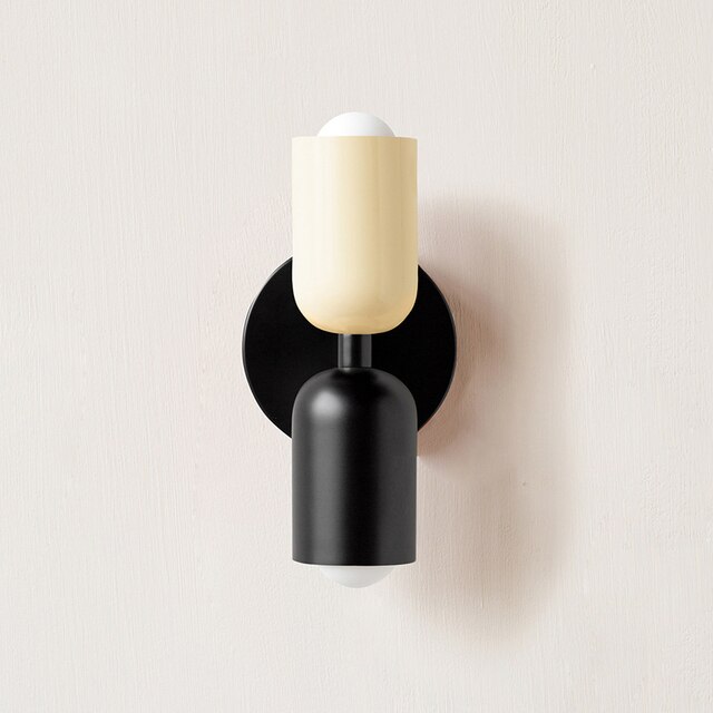 Indoor Double-Head Wall Light Fixture for Versatile Illumination 11