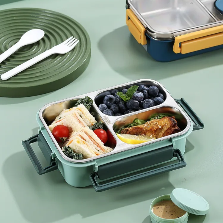 Insulated Food Storage Container with Leak-Proof Lid 4
