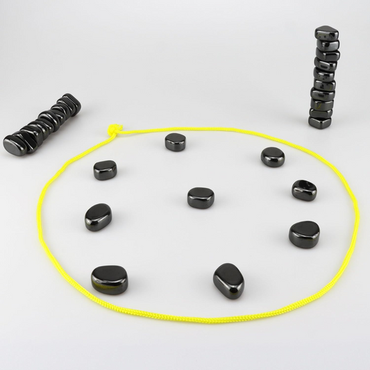Travel Chess Set – Compact Magnetic Game for Easy Transport 0