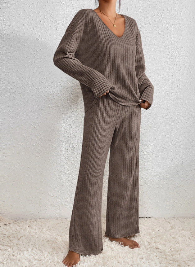 Women's Cozy Knitted Sweater with Versatile Design