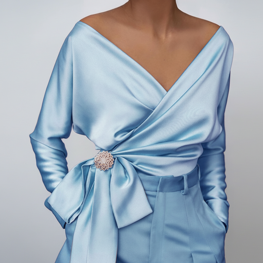 Women's Elegant Silk Blouse with Airy Design for Summer Wear