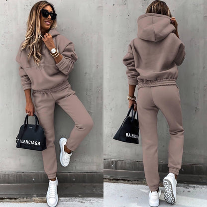 Women's Modern Jogging Set for Active Lifestyle