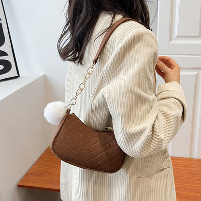 Women’s Structured Shoulder Bag With Chain Detail 2