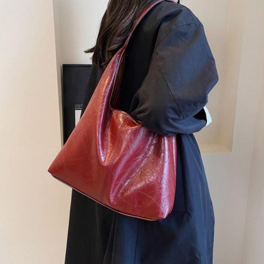Women’s Vintage Design Shoulder Bag 0