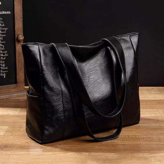 Women’s Vintage Shoulder Bag with Spacious Interior 0