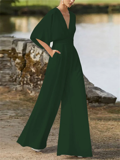 Women's Elegant V-Neck Jumpsuit with 3/4 Sleeves | Ideal for Spring/Summer