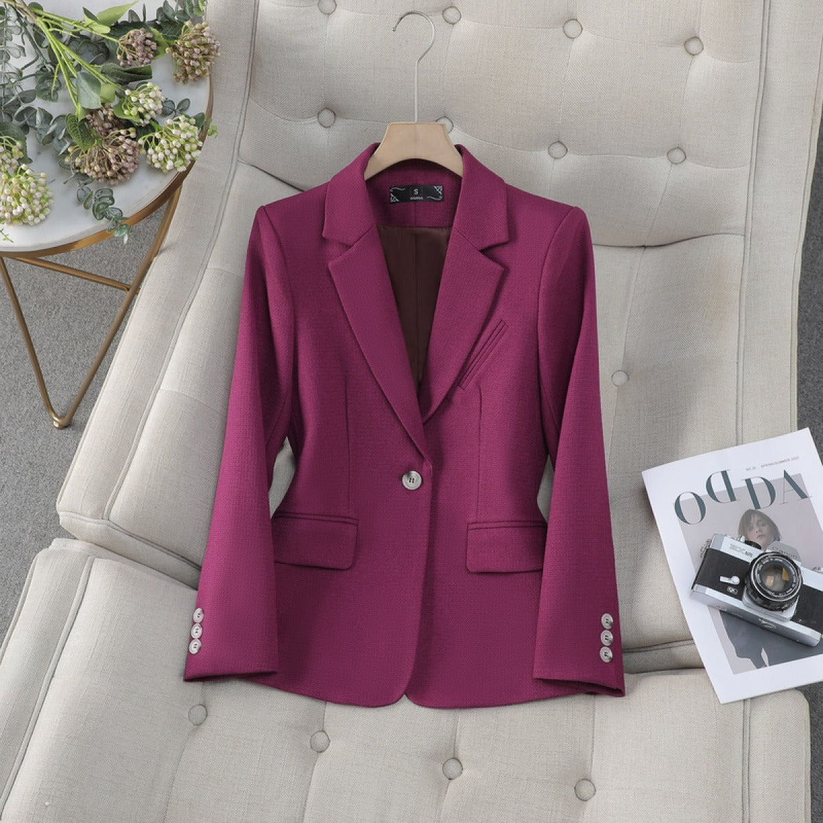Women's Elegant Ribbed Blazer with Button and Pockets in Solid Colour  |  Perfect for Casual Days