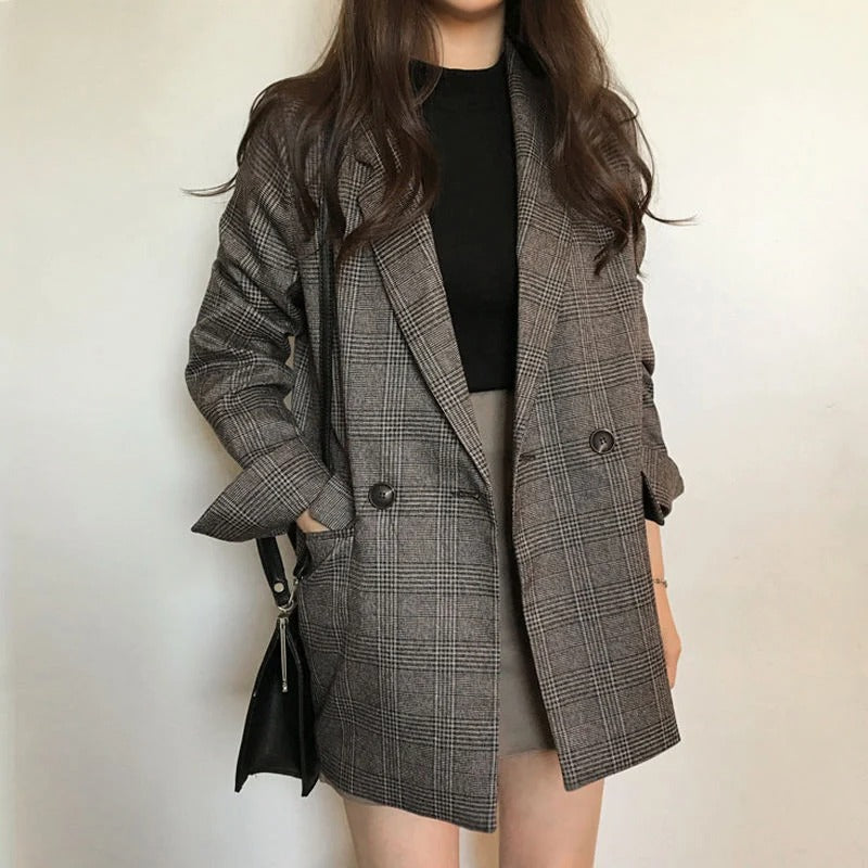 Callie - Women's Classic Checked Blazer with Buttons  | Perfect for Casual Days