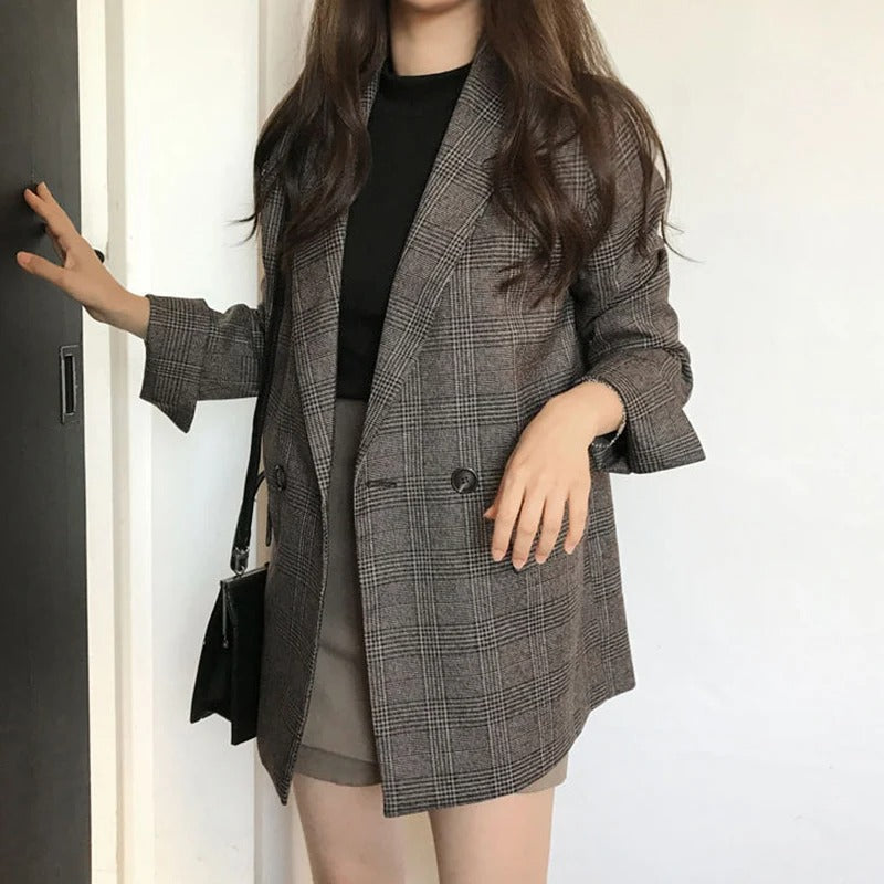 Callie - Women's Classic Checked Blazer with Buttons  | Perfect for Casual Days
