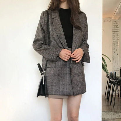 Callie - Women's Classic Checked Blazer with Buttons  | Perfect for Casual Days