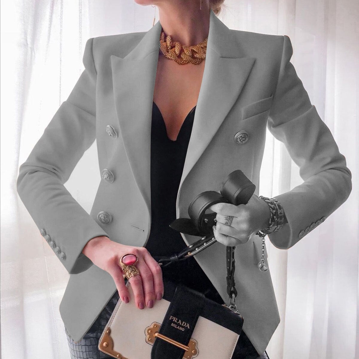 Women's Elegant blazer with front buttons and chest pocket | Perfect for Casual Days