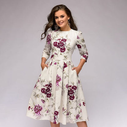 Women's Elegant Soft Fabric Cocktail Dress with Refined Silhouette